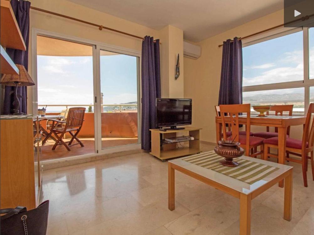 Апартаменты El Balcon De Mar Нерха Экстерьер фото
